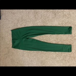 TNA Aritzia leggings green small